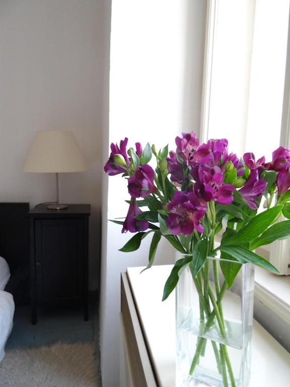 Garden Apartment On Art Nouveau Street In Central פראג מראה חיצוני תמונה