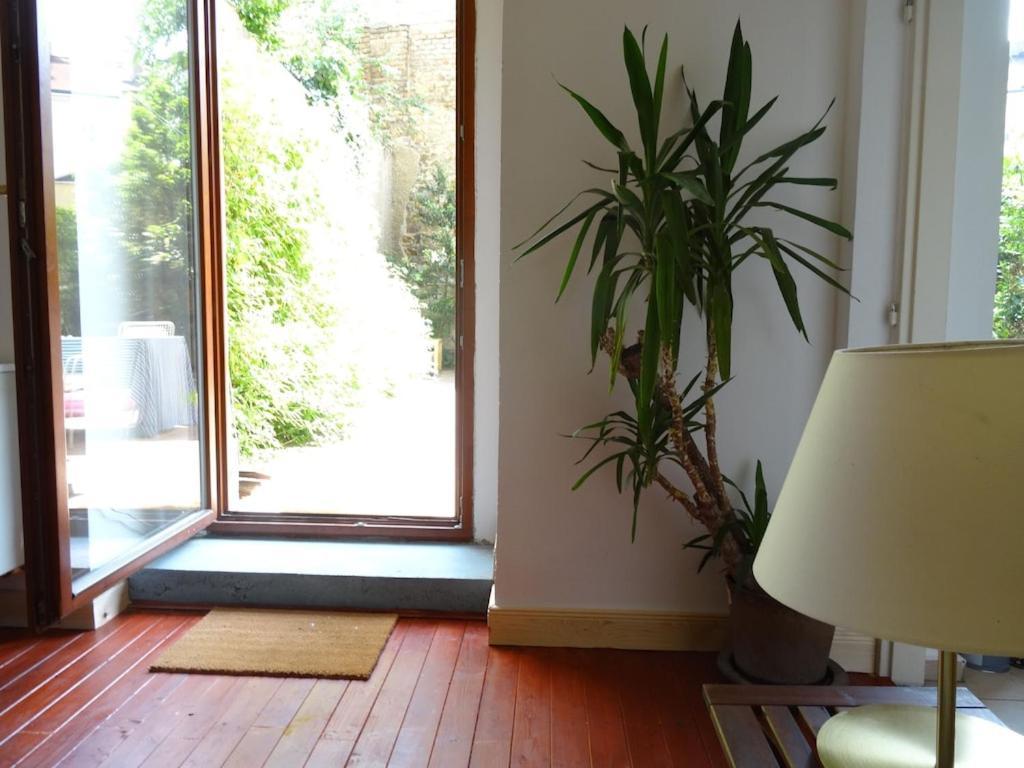 Garden Apartment On Art Nouveau Street In Central פראג מראה חיצוני תמונה