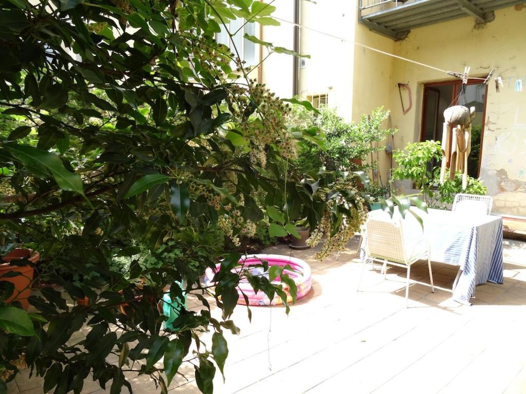 Garden Apartment On Art Nouveau Street In Central פראג מראה חיצוני תמונה